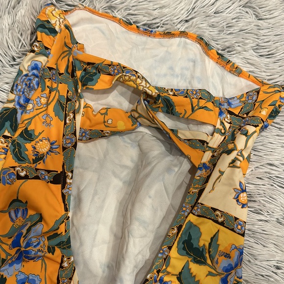 Urban Outfitters Out From Under One Piece Swim Suit - Picture 5 of 10